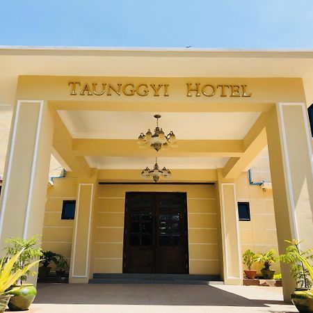 Taunggyi Hotel Exteriör bild