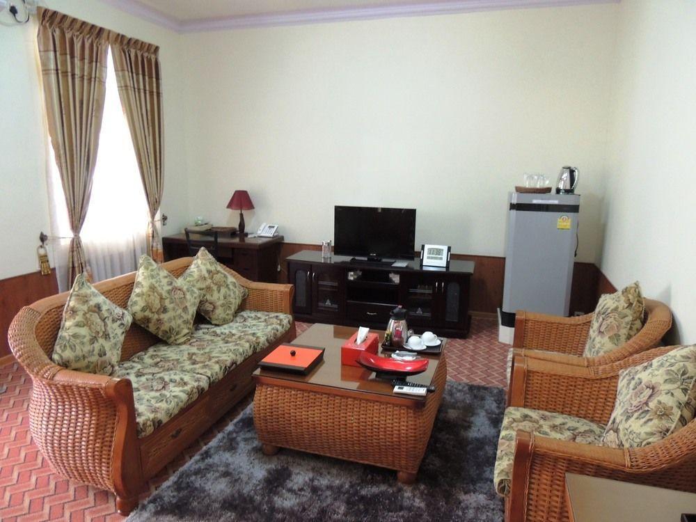 Taunggyi Hotel Exteriör bild