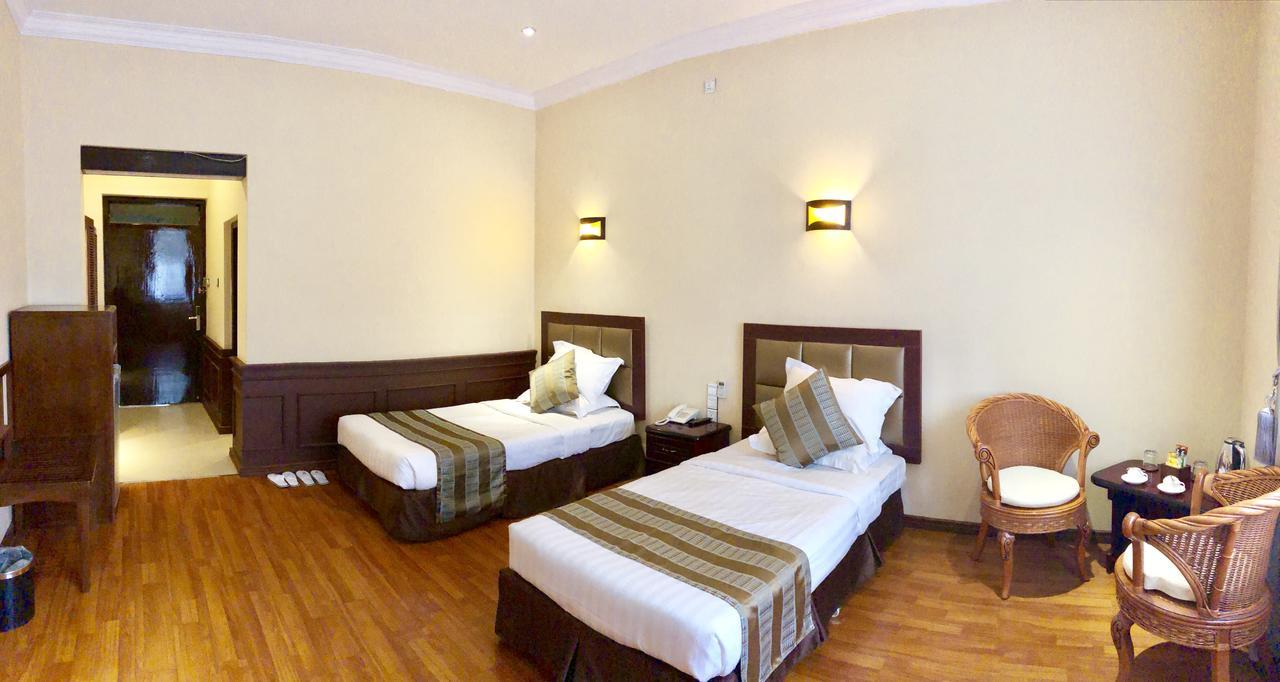 Taunggyi Hotel Exteriör bild